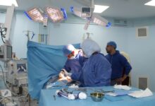 إنجاز طبي بورزازات: نجاح عمليتين دقيقتين بالمنظار لعلاج الخصية المعلقة