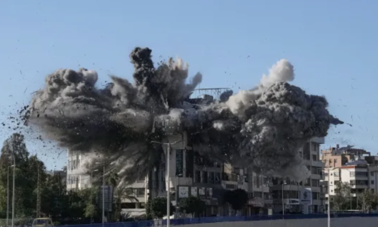 ضربات أمريكية إسرائيلية في إيران ترفع منسوب التوتر % ضربات أمريكية إسرائيلية في إيران ترفع منسوب التوتر