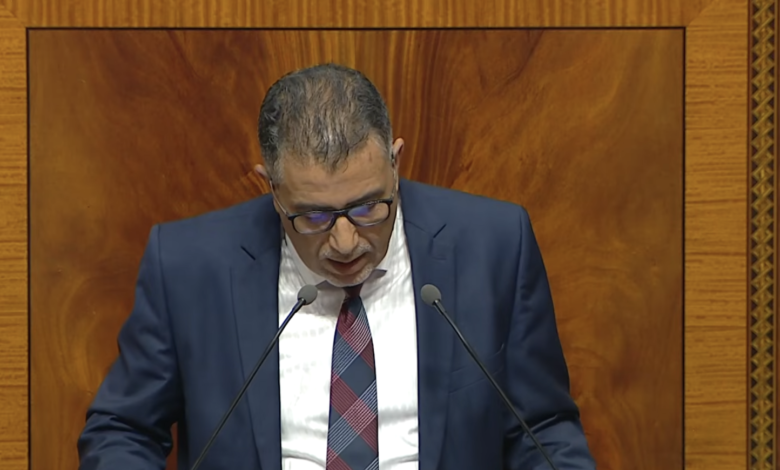 رشيد حموني ينتقد حصيلة حكومة أخنوش ويكشف اختلالات الأرقام والأداء