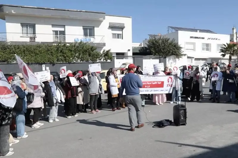 مربيات التعليم الأولي يصعّدن… اعتصام أمام الوزارة يكشف هشاشة القطاع