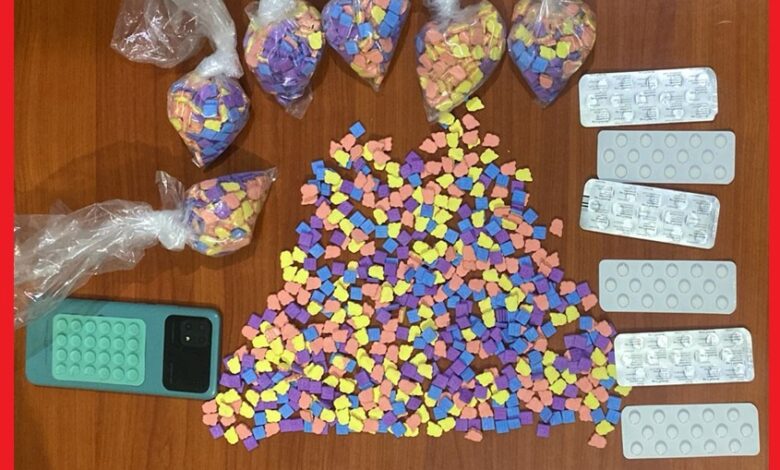 إيقاف مروّج مخدرات بسلا وحجز 2090 قرصاً مهلوساً