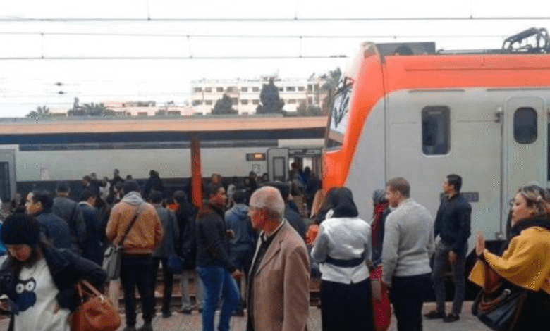 فوضى قطار القنيطرة–الرباط… معاناة يومية للمسافرين