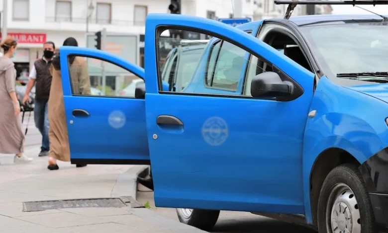 وزارة الداخلية تطلق إصلاحاً شاملاً لقطاع سيارات الأجرة ببطاقة إلكترونية % وزارة الداخلية تطلق إصلاحاً شاملاً لقطاع سيارات الأجرة ببطاقة إلكترونية