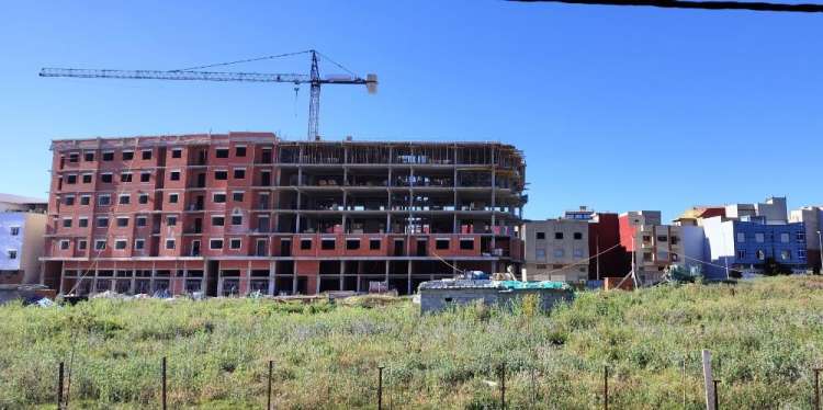 العمارة السكنية بجماعة اكزناية