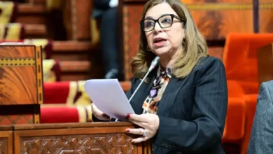 انتقادات حادة لنعيمة بنيحيى في البرلمان بسبب تدهور وضعية النساء
