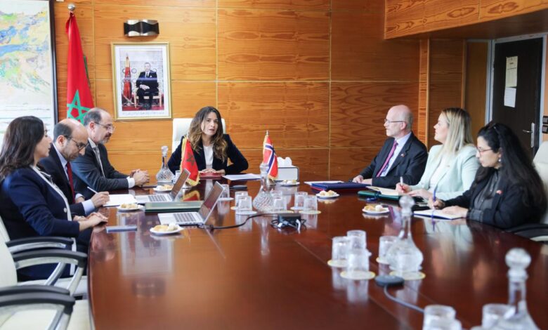 المغرب والنرويج يوقعان اتفاقًا مناخيًا لتقليص الانبعاثات