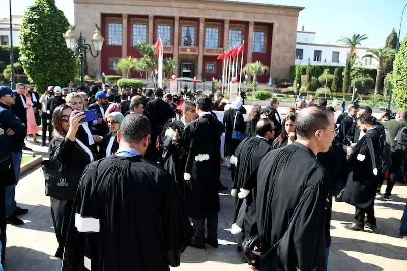 المحامون يصعّدون ضد وهبي ويهددون باستقالات جماعية