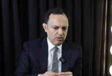 السكوري بين فلسفة الحزب وواقع الجيب.. خطاب يركض وواقع يلهث