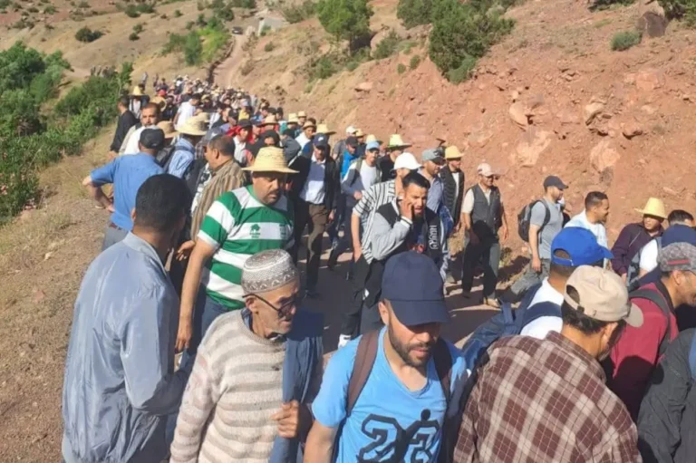 احتجاجات أزيلال تعيد معاناة الدواوير الجبلية إلى الواجهة