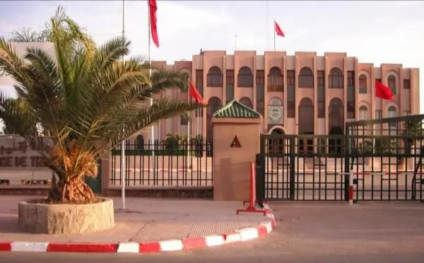 ضعف التغطية الهاتفية يعزل دواوير بإقليم تيزنيت خلال عيد الأضحى