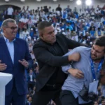 حرية الصحافة تتلقى ضربة في نشاط للأحرار