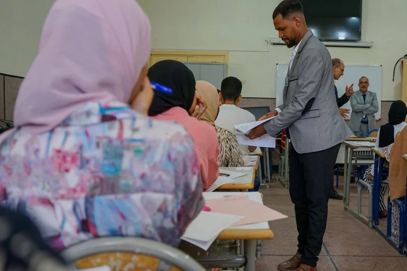 طبيب يحذر من تأثير موجة الحر على مترشحي البكالوريا بالمغرب