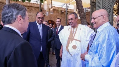 الترحال السياسي يحوّل الأحزاب إلى معابر نحو المناصب