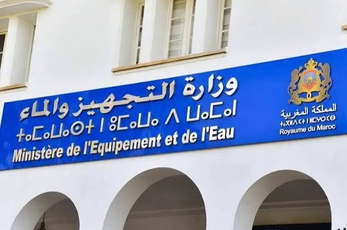 تصعيد نقابي يلوح في وزارة التجهيز.. إضرابات ووقفات احتجاجية خلال يوليوز
