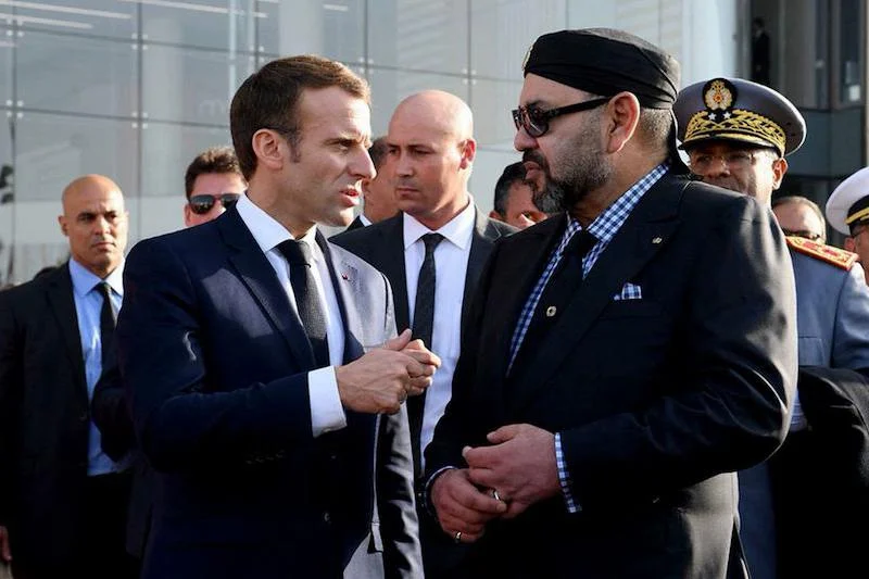 الملك محمد السادس يهنئ ماكرون ويؤكد متانة شراكة المغرب وفرنسا