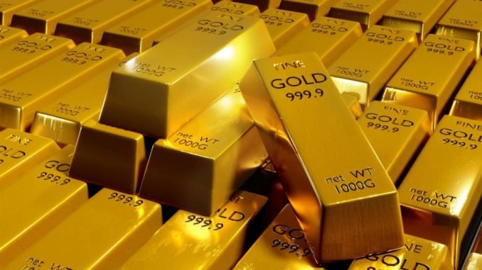 الذهب يستقر قرب القمة وسط ترقب بيانات التضخم الأمريكية