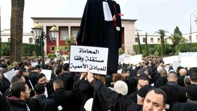 المحامون يصعّدون.. الإضراب مستمر رغم قانون المهنة