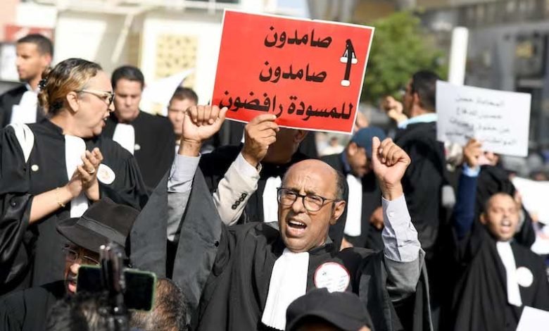 المحامون يصعّدون ضد الحكومة ومعركة 5 شتنبر تقترب