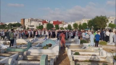 أم وابنتها من الحسيمة تُشيّعان بطنجة بعد مصرعهما في حادث ميناء الجزيرة الخضراء % أم وابنتها من الحسيمة تُشيّعان بطنجة بعد مصرعهما في حادث ميناء الجزيرة الخضراء