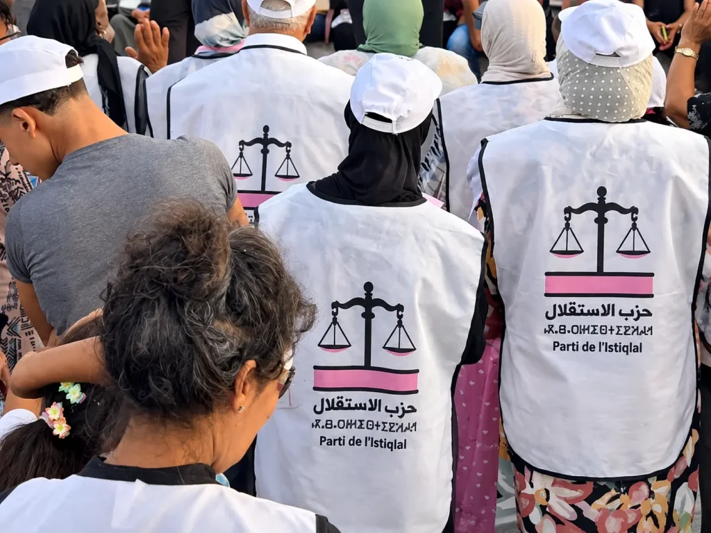 احتجاجات بتامسنا تربك جولة انتخابية لمرشح الاستقلال.. ورش المياه يلفت الأنظار