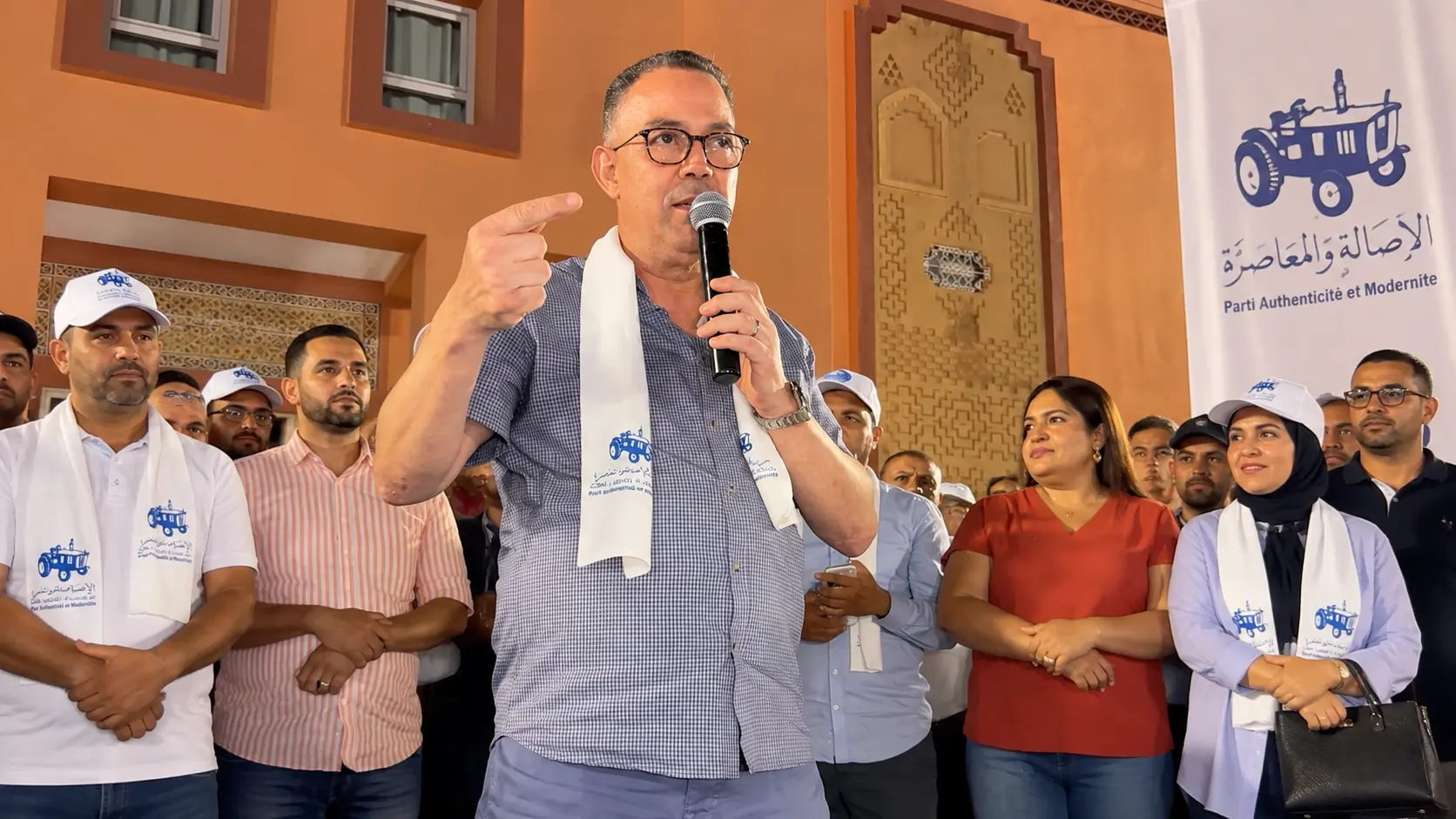لقجع من ورزازات.. 1000 درهم للدعم ورهان أفق 2031