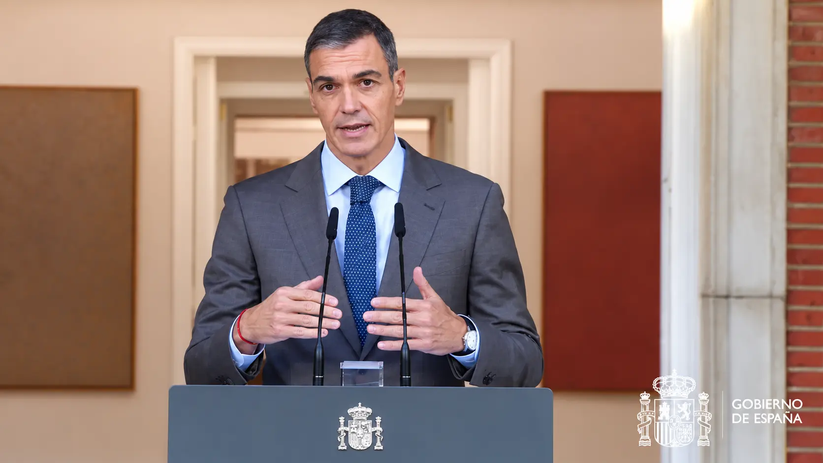 سانشيز يحل البرلمان.. وإسبانيا تتجه إلى انتخابات مبكرة