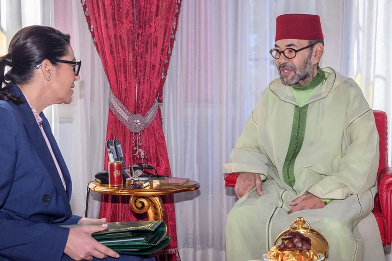 ترقب استقبال الملك محمد السادس لأعضاء الحكومة الجديدة بالقصر الملكي