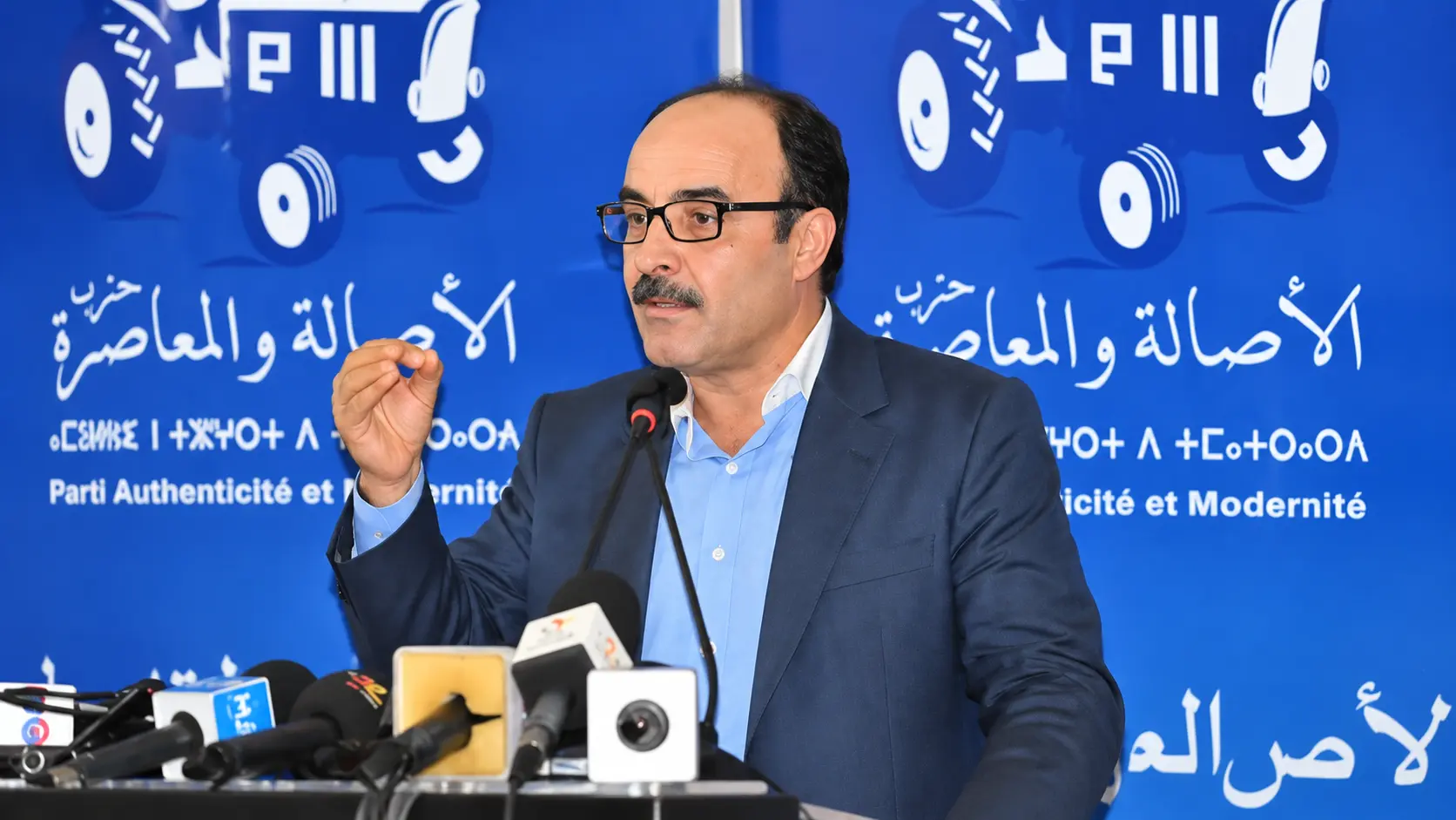 أمناء البام السابقون يهنئون المنصوري.. وغياب العماري يلفت الانتباه